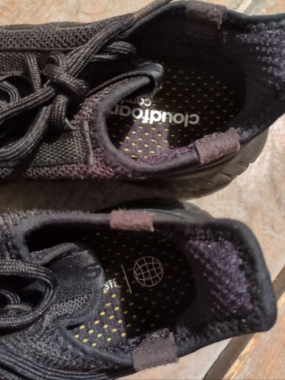 Adidas cloud foam comfort lace up sneakers